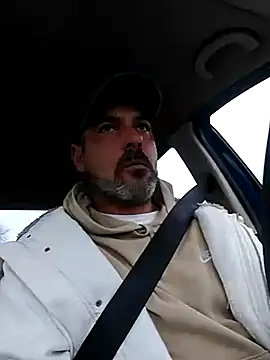 Snapshot of affascino chatting on 12/19/25, 02:13 affascino online show from 12/19/25, 02:13