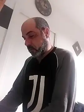 Snapshot of affascino chatting on 02/14/26, 07:05 affascino online show from 02/14/26, 07:05