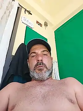 Snapshot of affascino chatting on 06/18/26, 12:20 affascino online show from 06/18/26, 12:20