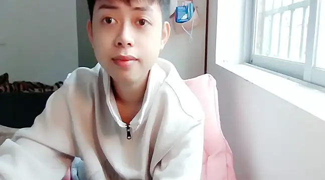 FFFFZ189 online show from 12/12/24, 05:10