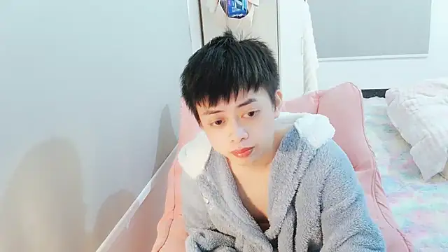 FFFFZ189 online show from 01/18/25, 03:49