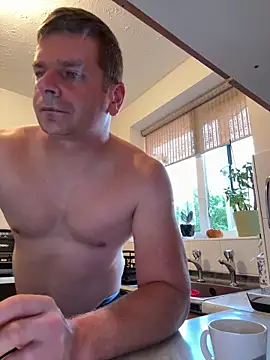 Dan NFS online show from 10/06/25, 06:22