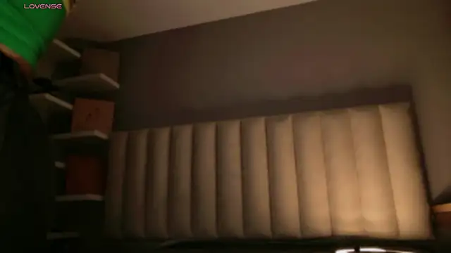 Megan mooree  online show from 03/11/26, 12:44