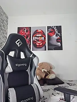 Antonella2 m online show from 11/08/25, 01:11