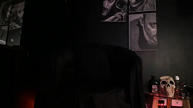 Agnes jones  online show from 11/10/25, 09:14