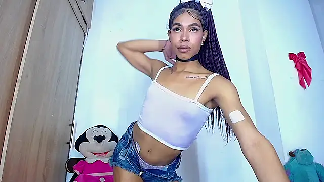 bloom444 online show from 02/12/25, 08:06