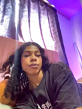 bloom444 online show from 11/04/25, 03:44