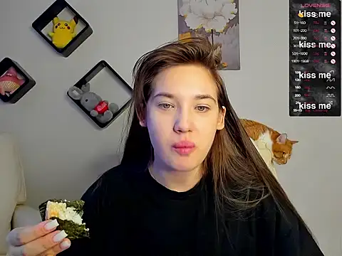 Holly Molii online show from 02/05/25, 07:29