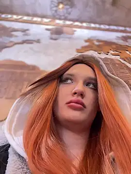 Holly Molii online show from 02/19/25, 08:33