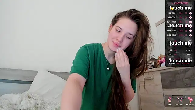 Holly Molii online show from 02/22/25, 05:12