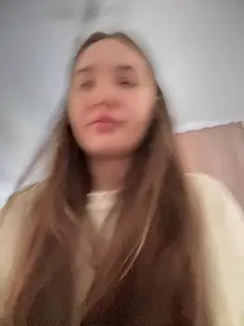 Holly Molii online show from 03/20/25, 07:03