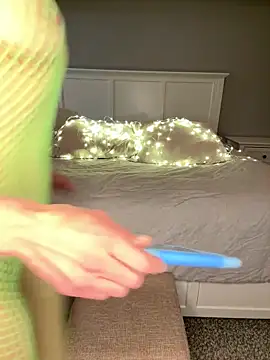 Naughty pussy2cum online show from 12/10/24, 03:09