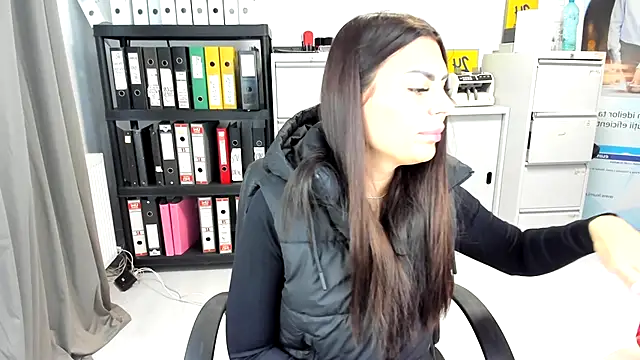 kilenyapatrice online show from 10/03/25, 10:45