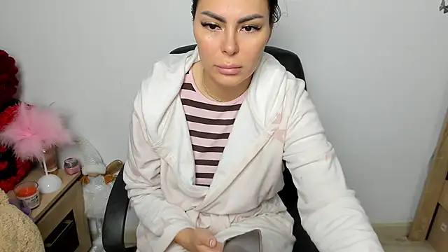 kilenyapatrice online show from 04/21/26, 10:10