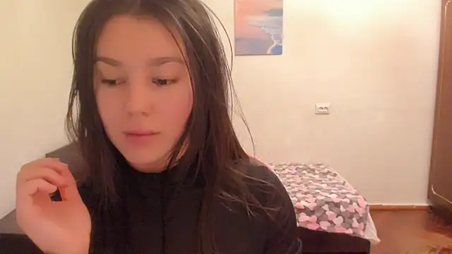 Snapshot of LunaXmii chatting on 02/28/25, 03:26 LunaXmii online show from 02/28/25, 03:26