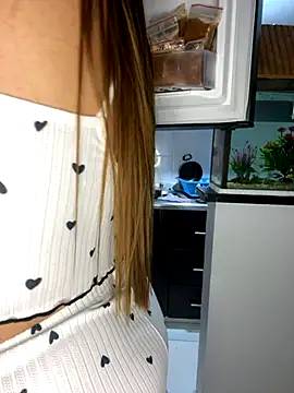 Shianrose online show from 10/07/25, 11:13