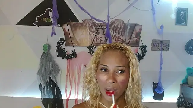 NatashaDormat online show from 10/20/25, 01:33