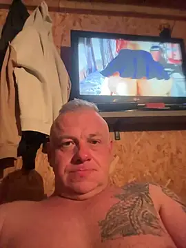 Snapshot of JakubW79 chatting on 03/04/25, 12:39 JakubW79 online show from 03/04/25, 12:39