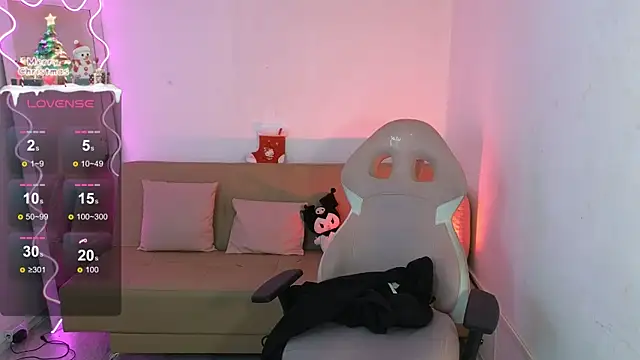 hina tay online show from 12/15/24, 04:26