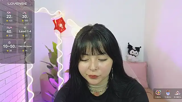 hina tay online show from 12/22/24, 04:17