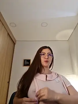 Rachel t  online show from 10/18/25, 04:52