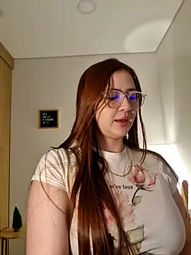 Rachel t  online show from 12/22/25, 02:52