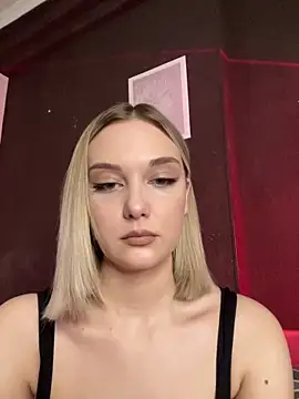 Snapshot of Alisa_Rise chatting on 03/07/25, 09:06 Alisa Rise online show from 03/07/25, 09:06