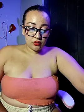 alexxaa96 online show from 02/13/25, 02:42