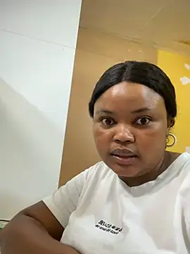 Curveysinaa online show from 02/26/25, 01:19