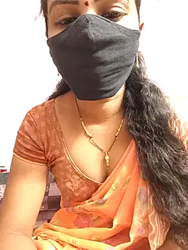 Snapshot of tina_rosy chatting on 12/13/24, 06:31 tina rosy online show from 12/13/24, 06:31