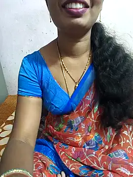 Snapshot of tina_rosy chatting on 01/03/25, 06:35 tina rosy online show from 01/03/25, 06:35