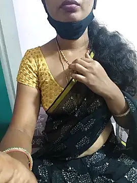 Snapshot of tina_rosy chatting on 01/05/25, 10:40 tina rosy online show from 01/05/25, 10:40