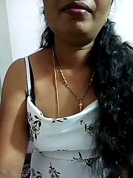 Snapshot of tina_rosy chatting on 01/28/25, 09:29 tina rosy online show from 01/28/25, 09:29