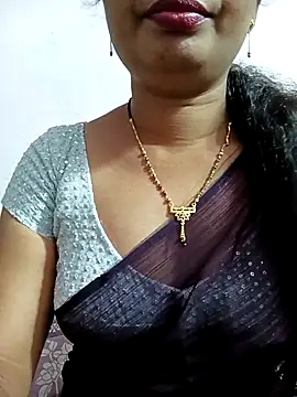 Snapshot of tina_rosy chatting on 03/07/25, 06:35 tina rosy online show from 03/07/25, 06:35