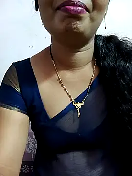 Snapshot of tina_rosy chatting on 03/08/25, 09:29 tina rosy online show from 03/08/25, 09:29