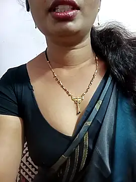 Snapshot of tina_rosy chatting on 03/12/25, 06:00 tina rosy online show from 03/12/25, 06:00