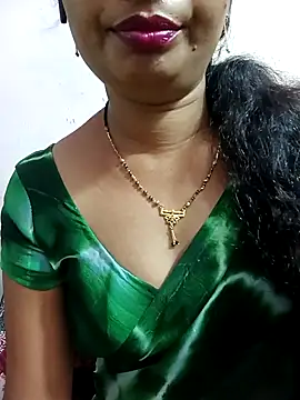 Snapshot of tina_rosy chatting on 03/18/25, 08:59 tina rosy online show from 03/18/25, 08:59