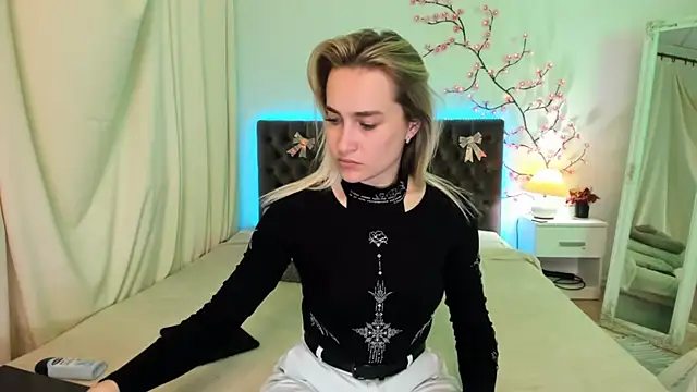 KateOwyns online show from 04/07/26, 12:27