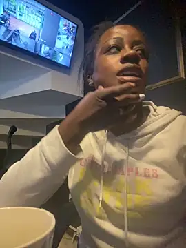 BrianaBrownn online show from 10/04/25, 11:19