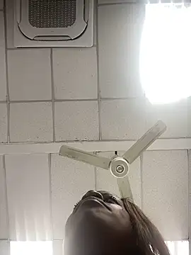 BrianaBrownn online show from 10/18/25, 12:13