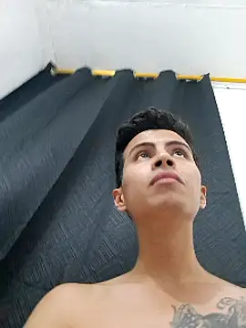 Velk hot online show from 12/07/24, 06:32