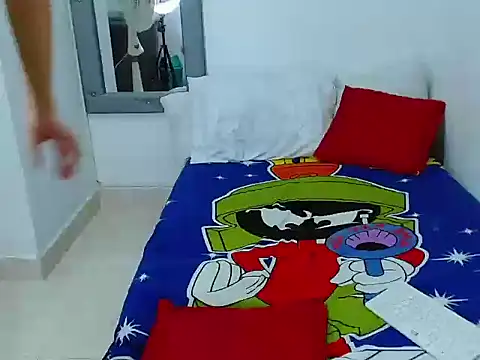 Velk hot online show from 11/20/25, 07:46