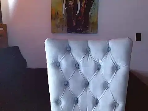 Velk hot online show from 03/24/26, 12:32