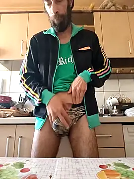 vulpe8400 online show from 03/08/25, 08:22