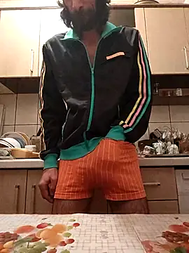 vulpe8400 online show from 10/12/25, 06:51