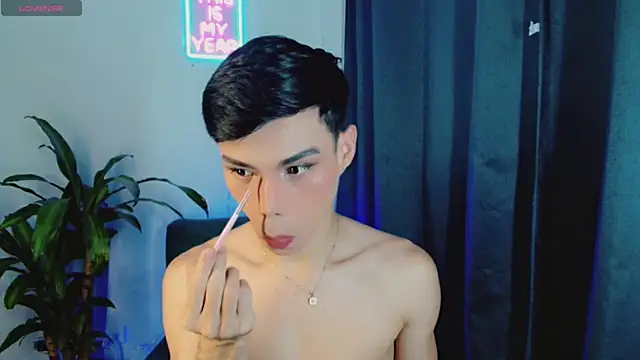 Snapshot of femboykeene chatting on 05/04/26, 10:50 femboykeene online show from 05/04/26, 10:50