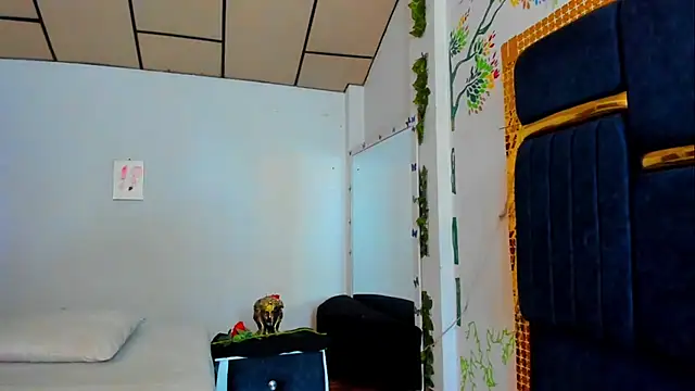 fulfill fantasies1 online show from 09/29/25, 12:32