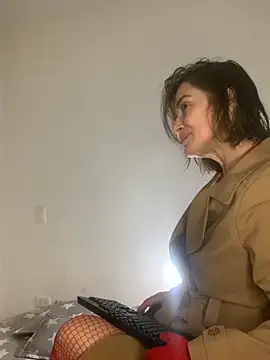 Liloo8923 online show from 10/13/25, 01:27