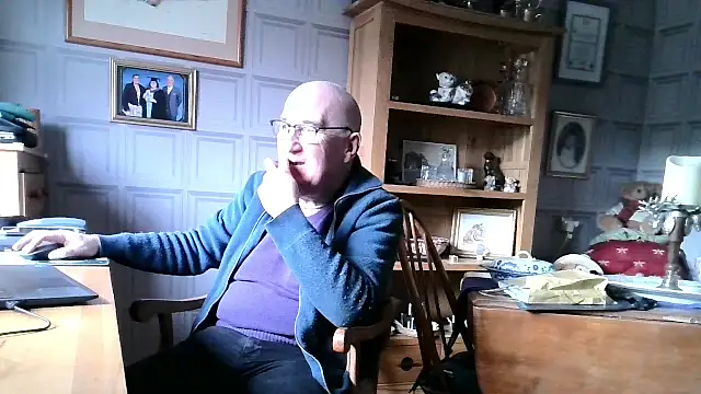 Adamdaddybear online show from 01/25/25, 01:52