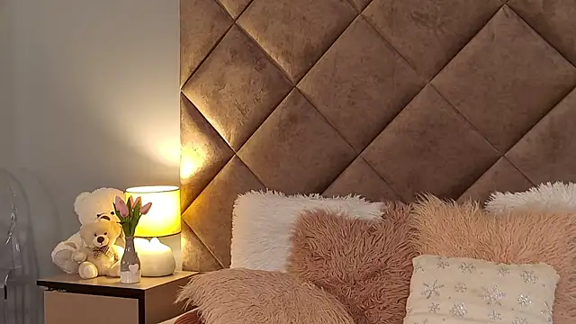 JaquelineM online show from 01/11/25, 06:35